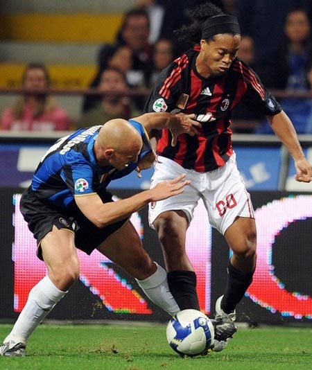 Inter 2008/09 - Đường lên đỉnh vinh quang - 1