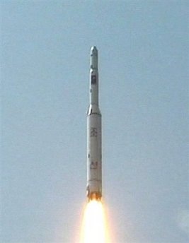 “Triều Tiên đang chuẩn bị thử tên lửa”  - 1