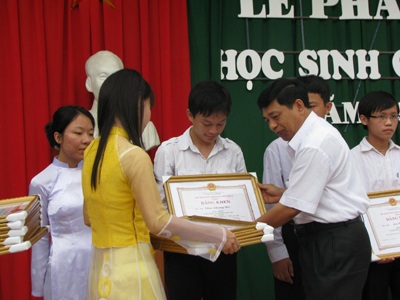 Nghệ An: Lần đầu tiên giành giải nhất quốc gia môn tiếng Pháp  - 3