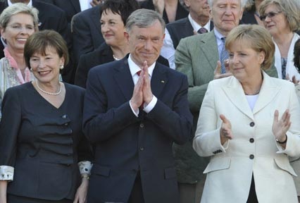 Tổng thống Đức Koehler tái đắc cử - 1