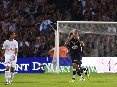 Thắng trận thứ 10, Bordeaux sắp lên ngôi VĐ - 1