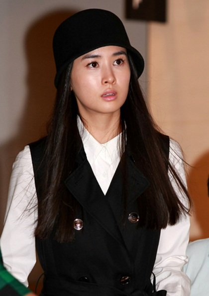 Lee Dae Hae xuất hiện sau tin đồn thẩm mỹ - 7