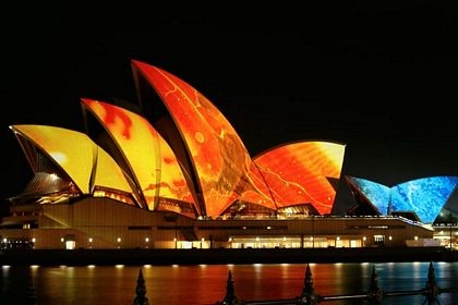 Chùm ảnh: “Vẽ tranh” trên mái Nhà hát Opera Sydney - 1