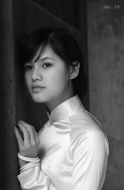 Nữ sinh viên xinh xắn, đa tài - 3