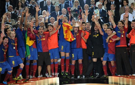 Đêm đăng quang ngập tràn hạnh phúc của Barcelona - 4 Đêm đăng quang ngập tràn hạnh phúc của Barcelona - 4
