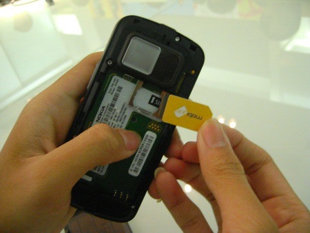 Hình ảnh đầu tiên của Nokia N97 tại Việt Nam - 4 Hình ảnh đầu tiên của Nokia N97 tại Việt Nam - 4