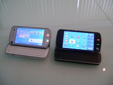 Hình ảnh đầu tiên của Nokia N97 tại Việt Nam - 2 Hình ảnh đầu tiên của Nokia N97 tại Việt Nam - 2