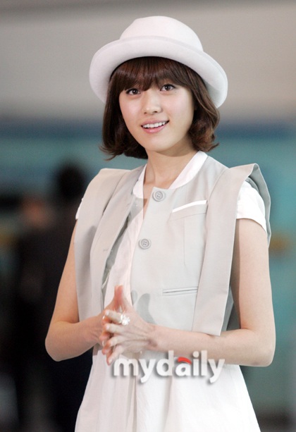 Han Hyo Joo xinh đẹp với tóc ngắn - 14