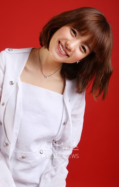 Han Hyo Joo xinh đẹp với tóc ngắn - 3