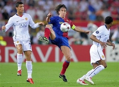 Iniesta, Xavi "sáng" nhất, Vidic "tệ" nhất - 1 Iniesta, Xavi "sáng" nhất, Vidic "tệ" nhất - 1
