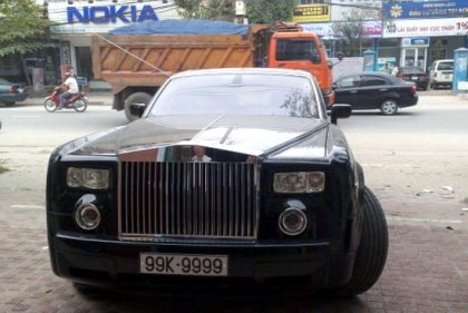 Xe Rolls-Royce biển đẹp - 2