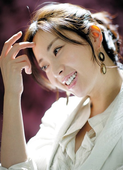 Hôm nay, Song Yoon Ah tổ chức đám cưới đơn giản - 2 Hôm nay, Song Yoon Ah tổ chức đám cưới đơn giản - 2