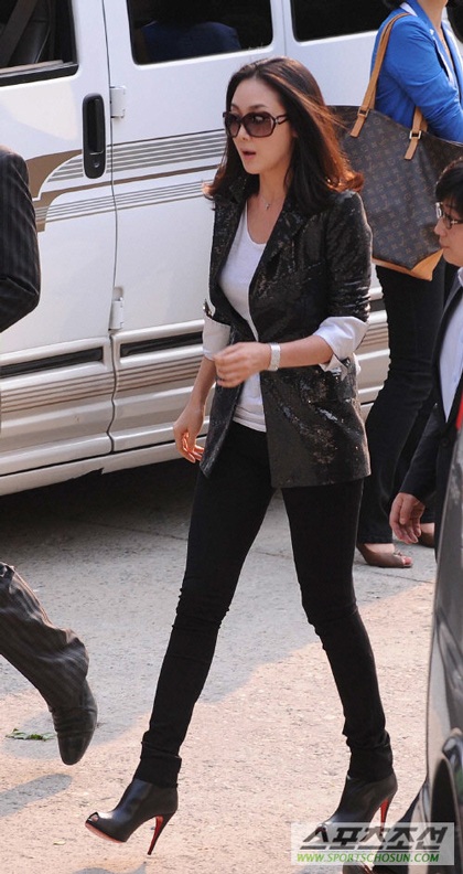 Nhiều sao “bự” dự đám cưới của Song Yoon Ah - 6