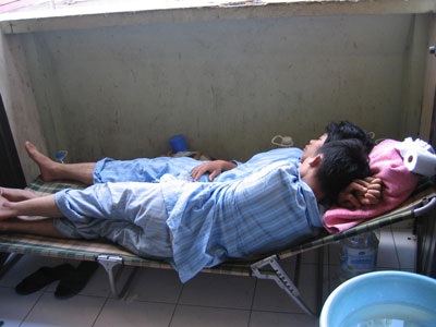 Thêm một tỉnh có bệnh nhân tiêu chảy cấp nguy hiểm - 1 Thêm một tỉnh có bệnh nhân tiêu chảy cấp nguy hiểm - 1