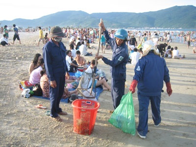 Ra biển “trốn” nóng, “ăn mùng 5” - 9