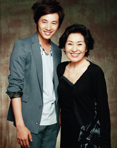 Won Bin nói về những năm “ở ẩn” - 7