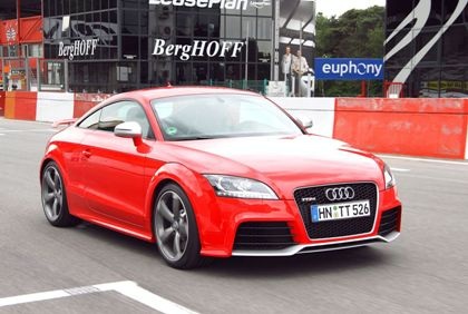 Audi TT RS có giá từ 55.800 euro - 5 Audi TT RS có giá từ 55.800 euro - 5