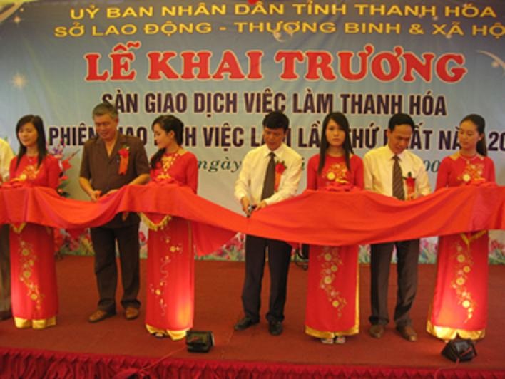 Thêm cơ hội tìm việc cho người lao động - 1