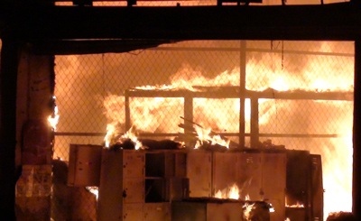 Chữa cháy thiếu chuyên nghiệp và người chỉ huy tài tình - 1 Chữa cháy thiếu chuyên nghiệp và người chỉ huy tài tình - 1