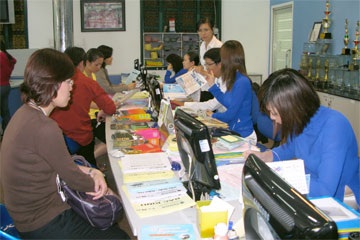 Khách du lịch giảm nhưng doanh thu vẫn cao - 1