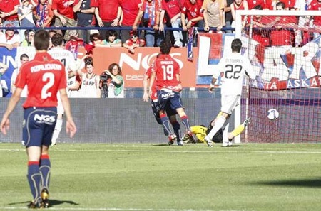 Real Madrid bại trận, “tử thần” gọi tên Betis - 2 Real Madrid bại trận, “tử thần” gọi tên Betis - 2