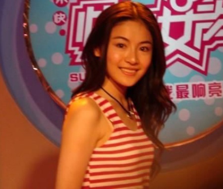 Được chú ý vì giống Trương Bá Chi - 3