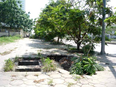 100 mét vỉa hè, 20 cống không nắp đậy - 2 100 mét vỉa hè, 20 cống không nắp đậy - 2