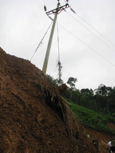 Pa Tý tan hoang sau trận lũ bất ngờ  - 4