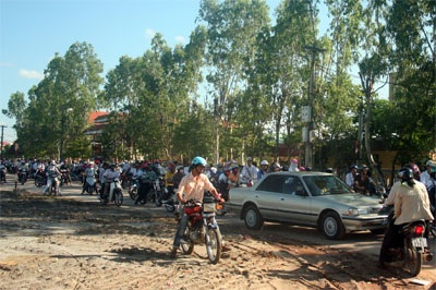 Một thí sinh chết đuối, 3 bỏ thi vì tai nạn - 1