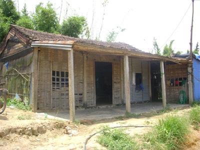 Quỹ nhân ái tiếp tục đến với 6 anh em mồ côi - 1 Quỹ nhân ái tiếp tục đến với 6 anh em mồ côi - 1