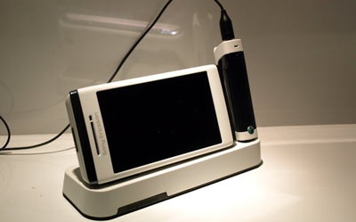 Ấn tượng mobile chơi game “khủng” Sony Ericsson Aino - 2