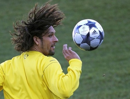 AC Milan vội vã tìm người thế chân Kaka - 1