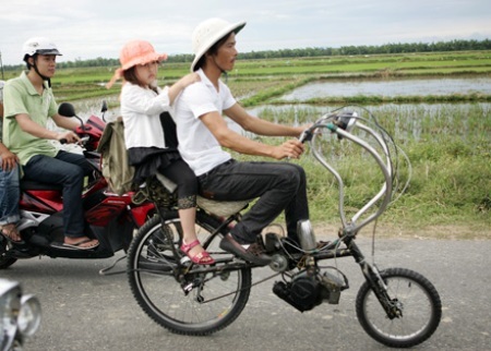 Xe cổ “khuấy động” Hành trình di sản Quảng Nam 2009 - 15 Xe cổ “khuấy động” Hành trình di sản Quảng Nam 2009 - 15