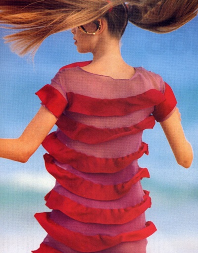 Gặp lại “chân dài” xinh đẹp Tanya Dziahileva - 1