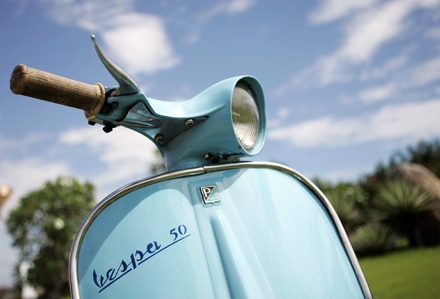 Chiêm ngưỡng chiếc Vespa cổ trị giá 140 triệu đồng - 2