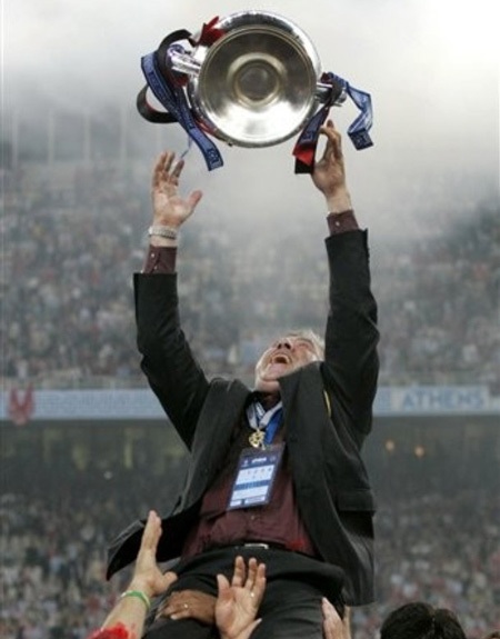 “Ancelotti sánh ngang với Ferguson, Wenger hay Benitez” - 2 “Ancelotti sánh ngang với Ferguson, Wenger hay Benitez” - 2
