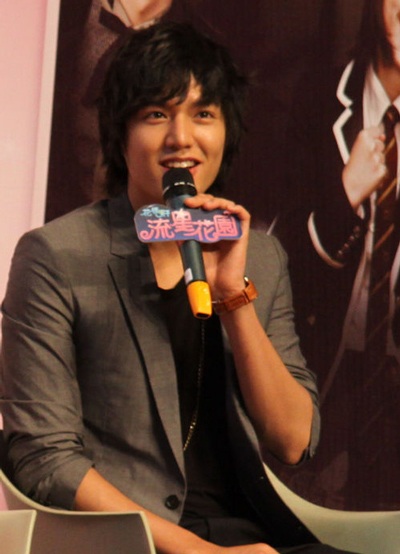 Hotboy Lee Min Ho làm quý ông lịch lãm - 13 Hotboy Lee Min Ho làm quý ông lịch lãm - 13