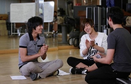 Hotboy Lee Min Ho làm quý ông lịch lãm - 25 Hotboy Lee Min Ho làm quý ông lịch lãm - 25