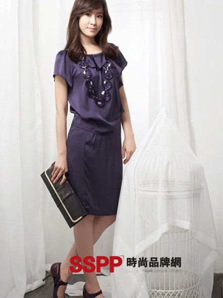 “Đại úy Na” làm người mẫu - 4 “Đại úy Na” làm người mẫu - 4