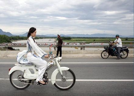 Tha thướt cùng Mobylette - 14