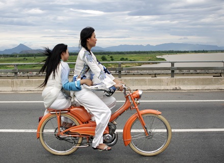 Tha thướt cùng Mobylette - 15