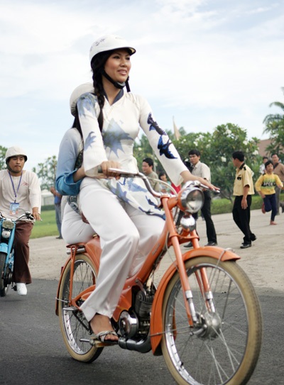 Tha thướt cùng Mobylette - 4