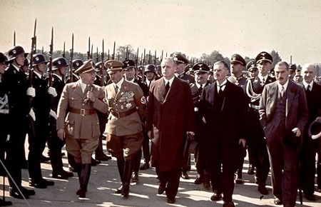Chùm ảnh: Hitler thời "hoàng kim" - 7 Chùm ảnh: Hitler thời "hoàng kim" - 7