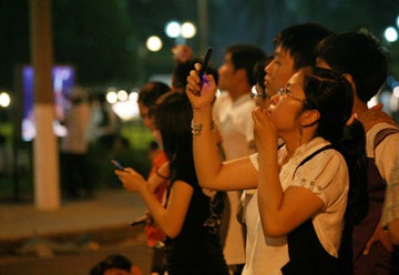 Tưng bừng pháo hoa đêm khai mạc Festival biển 2009 - 8