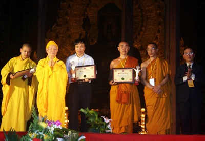 Ngọc xá lợi đã đến ngôi chùa lớn nhất Việt Nam - 11