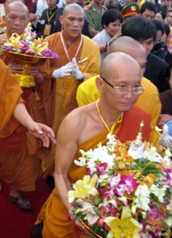 Ngọc xá lợi đã đến ngôi chùa lớn nhất Việt Nam - 5