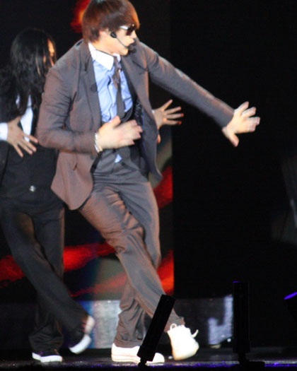 Lee Dae Hae và Bi (Rain) khuấy động Hồng Kông - 11