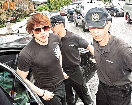 Lee Dae Hae và Bi (Rain) khuấy động Hồng Kông - 2