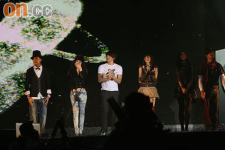 Lee Dae Hae và Bi (Rain) khuấy động Hồng Kông - 29