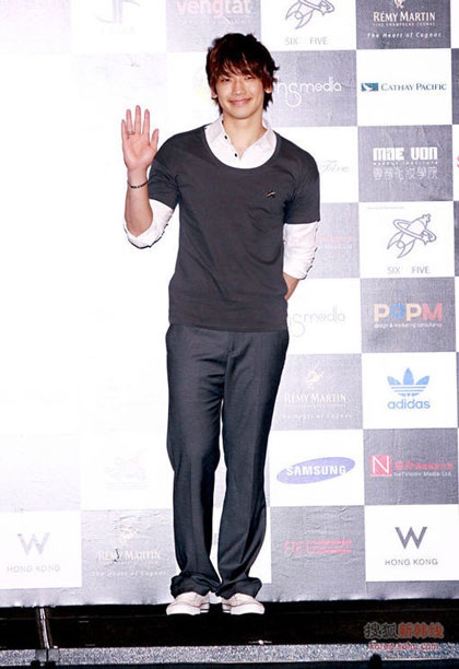 Lee Dae Hae và Bi (Rain) khuấy động Hồng Kông - 5